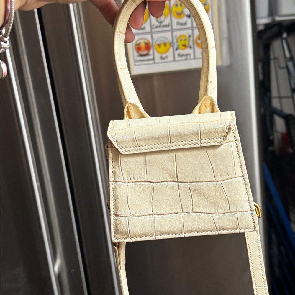 Elegant Cream Croc-Embossed Handbag